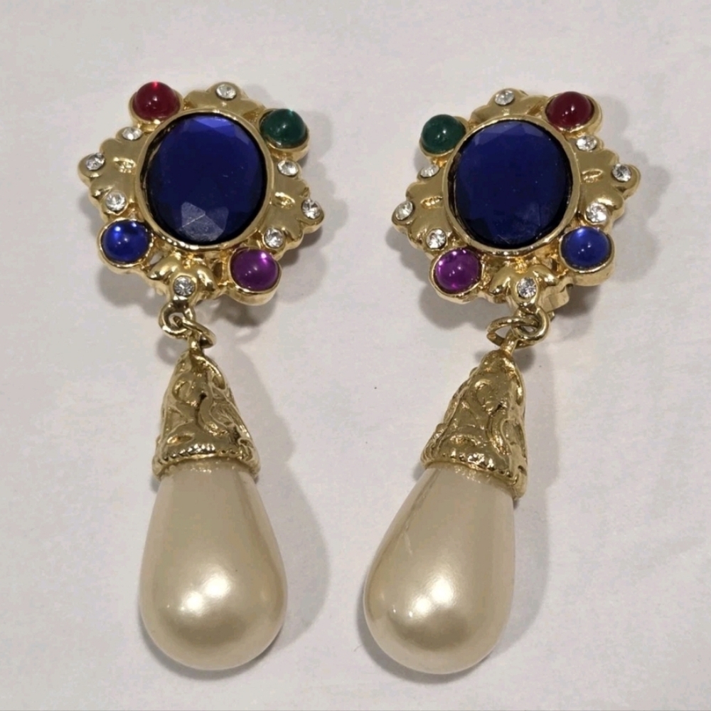 Vintage Goldtone Jeweltone Faux Pearl Drop Clip On Earrings